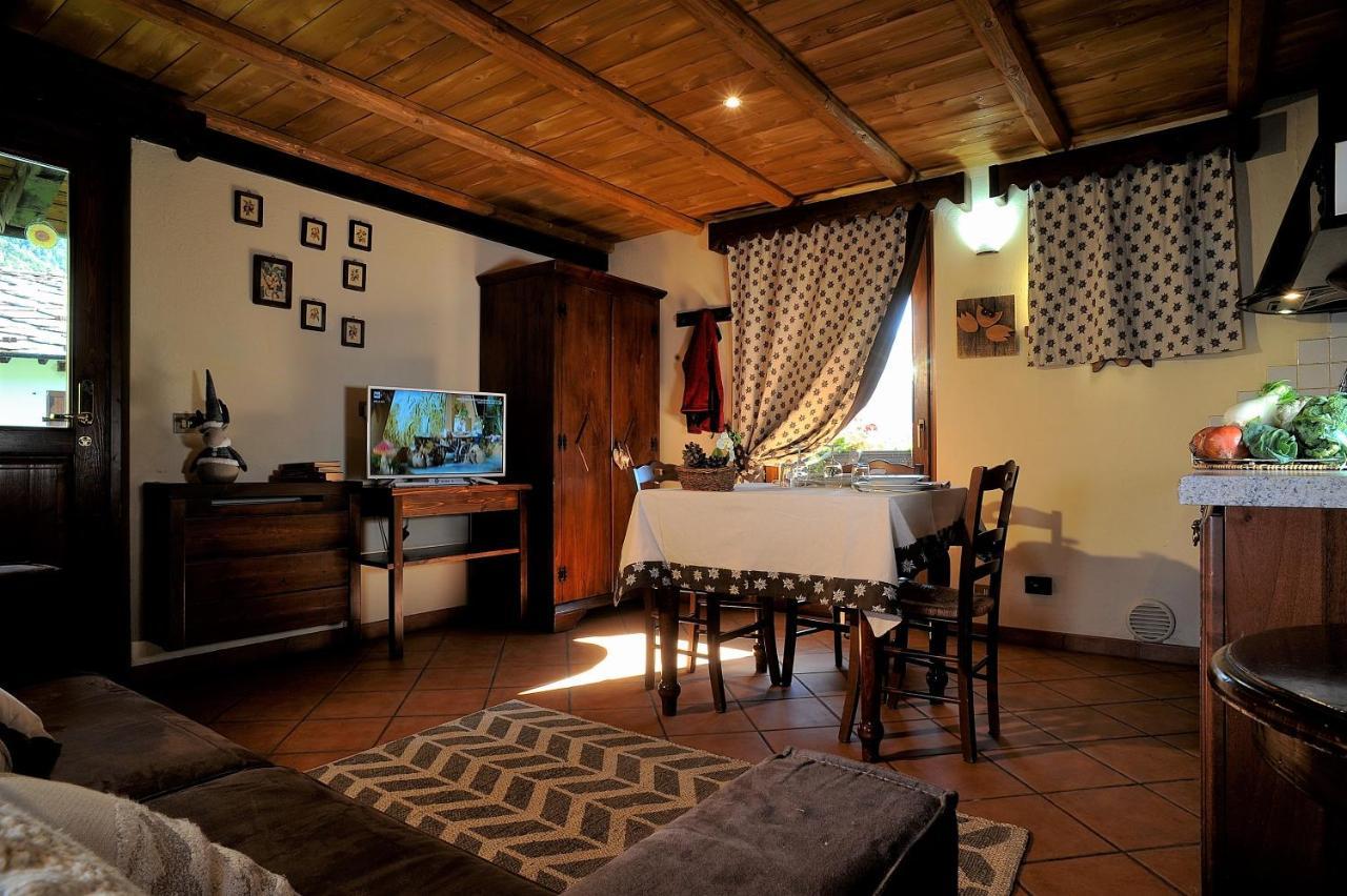 Residence Foyer D'Antan Brusson Bagian luar foto